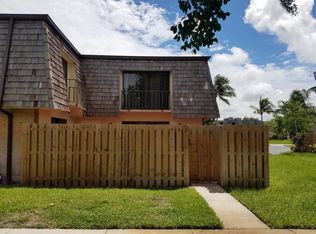 310 Lake Arbor Dr, Palm Springs, FL 33461