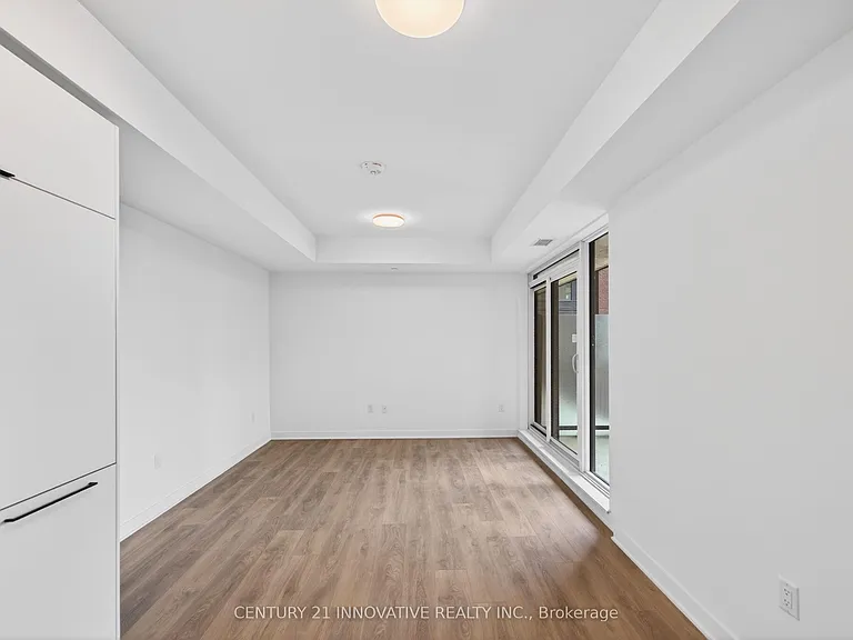 1185 Dupont St #602 — Photo 5