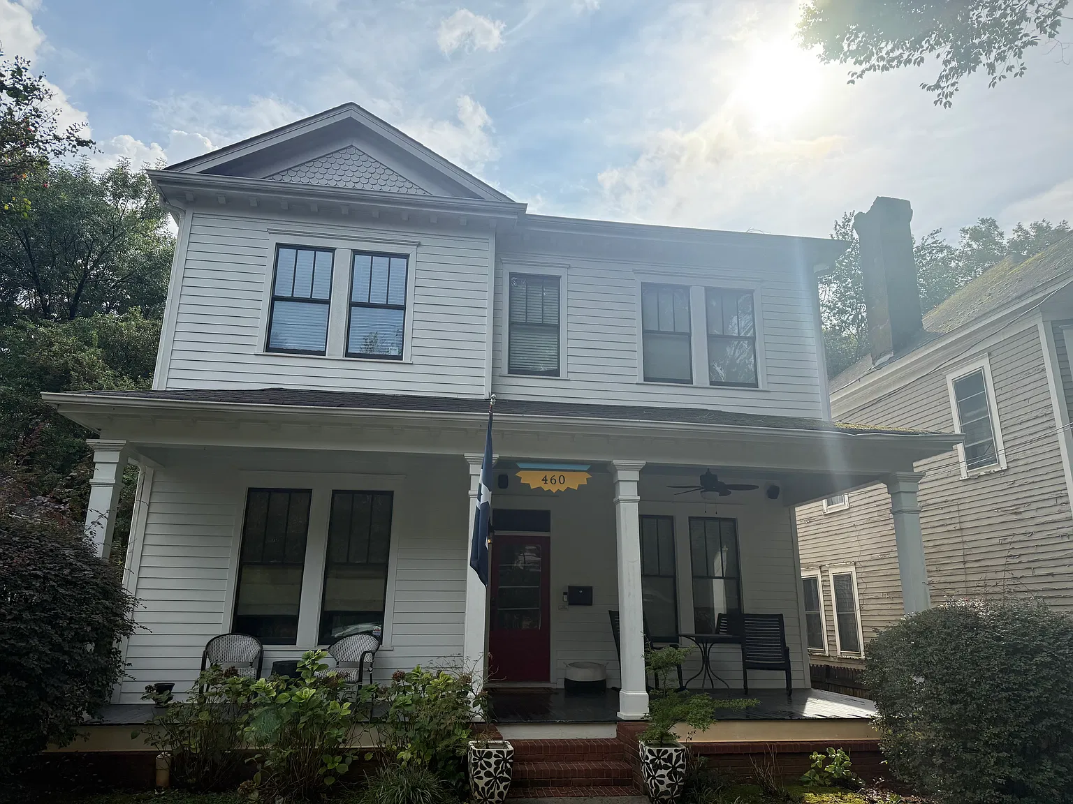 5 bed, 2800 sqft, $4,500 — Photo 1