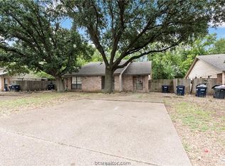 616 Cross Timbers Dr, College Station, TX 77840
