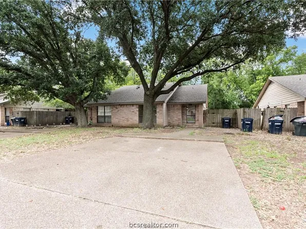 616 Cross Timbers Dr, College Station, TX 77840