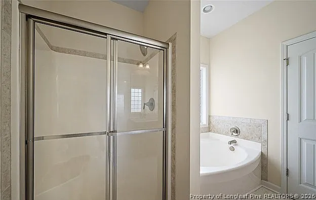 1012 Ronald Reagan Dr — Photo 18