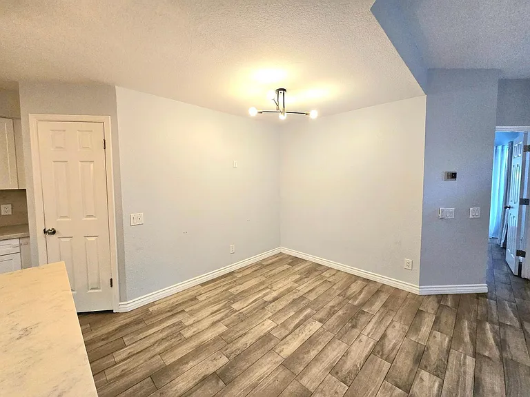 101 N 7th St #102 — Photo 10