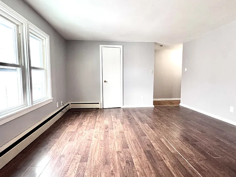 70 Harvey Ave #5 — Photo 7