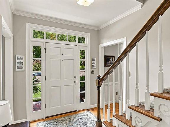 2nd image of 2803 Hackney Way