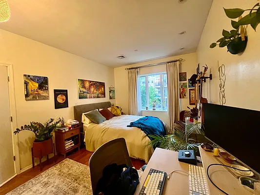 Rented by Ideal Properties Group | media 29