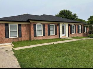 811 Ridgeview Dr #A, Frankfort, KY 40601