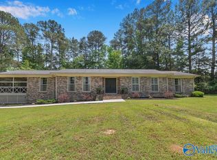 3124 Vaughn Bridge Rd, Hartselle, AL 35640