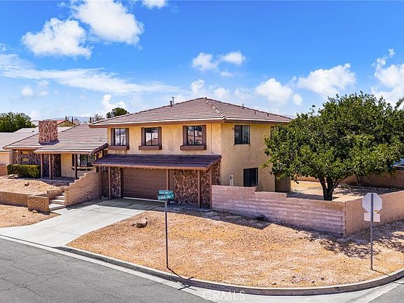 3rd image of 18565 Kalin Ranch Rd