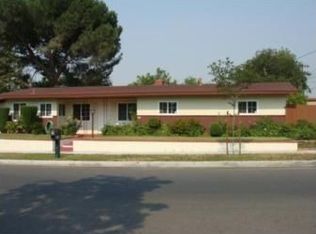 1133 N 13th Ave, Upland, CA 91786