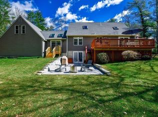 127 Walnut Plain Rd, Rochester, MA 02770