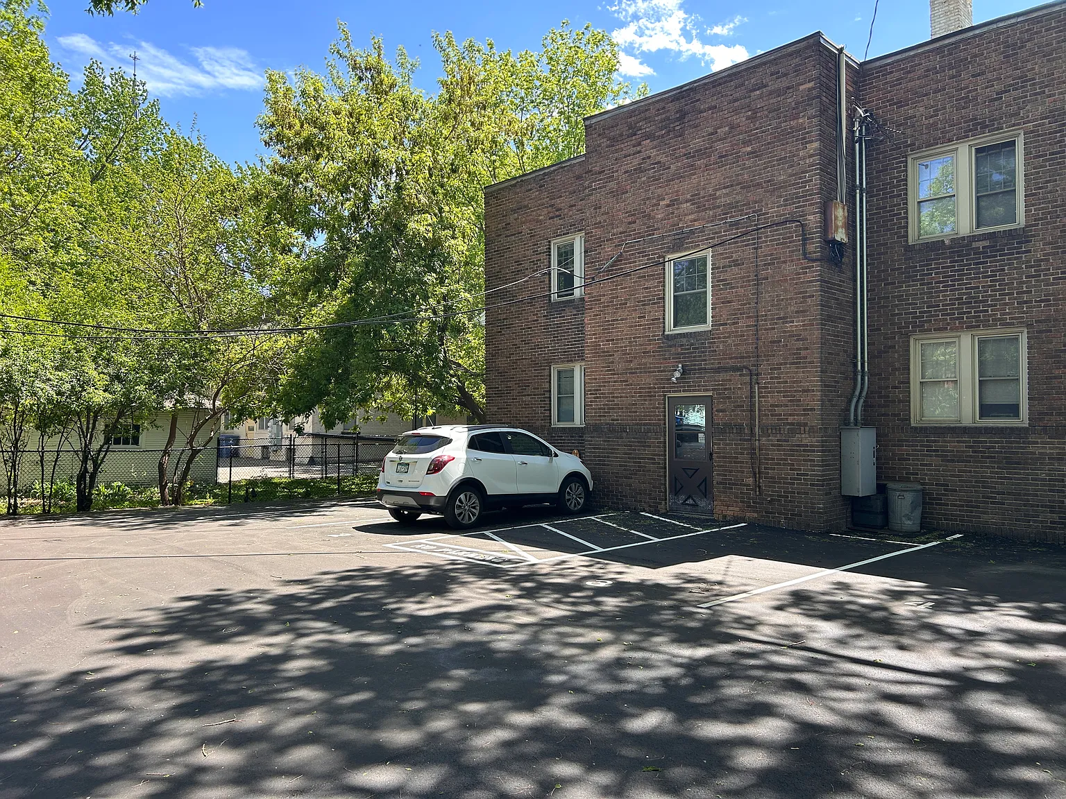 1 bed, 600 sqft, $925 — Photo 2