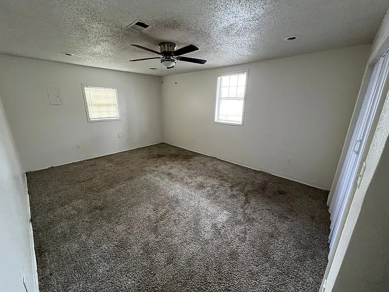 3202 Baylor St — Photo 19