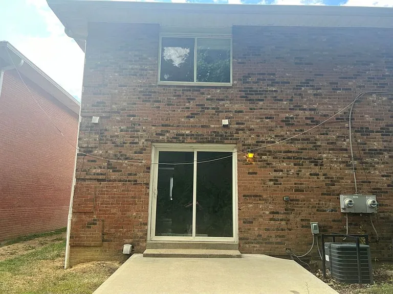 Bexvie Village Townhomes — Photo 31