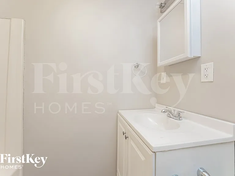 1078 W Adrian Cir SW — Photo 13