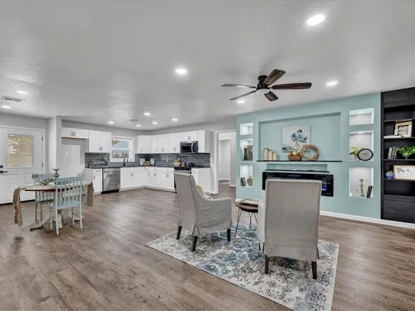 329131 E Lincoln St, Harrah, OK 73045