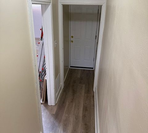 3rd image of 2521 W Dakota St