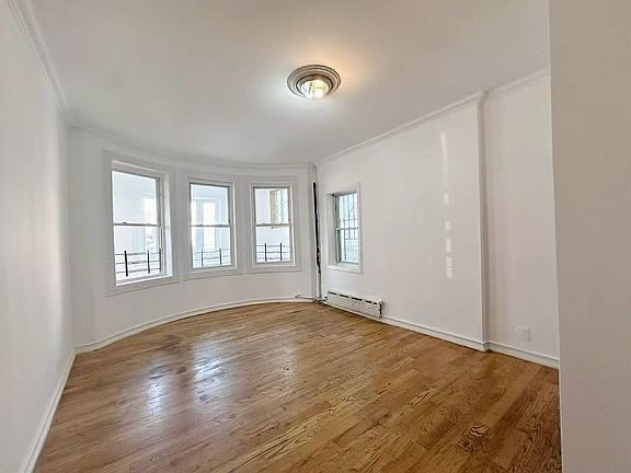 2nd image of 10416 32nd Ave