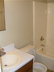 4th image of 2644 Fldstn Vw Ln SE APT A
