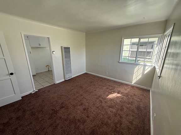 3rd image of 655 E 78th St