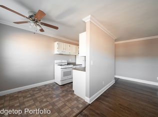 29 Demott Ave APT C3, Bergenfield, NJ 07621