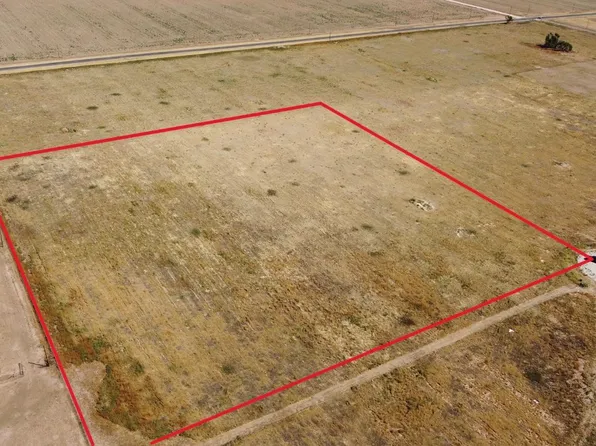 3285 Longhorn Rd, Wolfforth, TX 79382