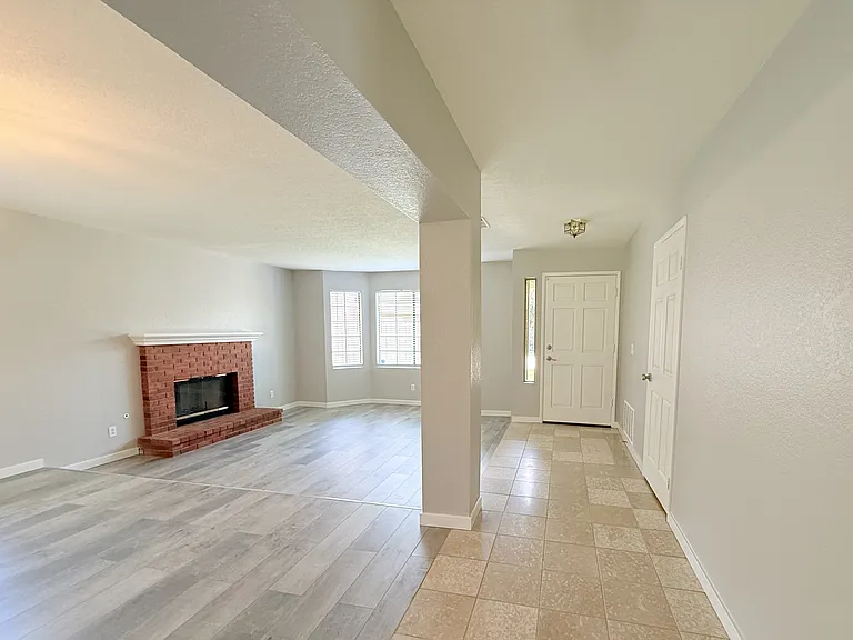 508 Horizon Ln — Photo 5