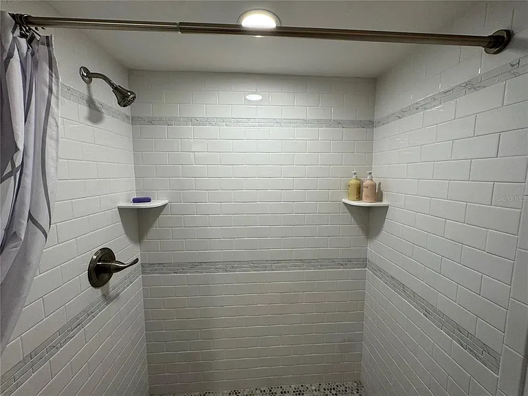 5720 13th Ave N #106B — Photo 20
