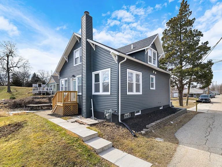 26415 W Beach St — Photo 27