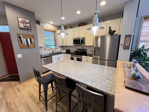 3rd image of 18060 Kindred Ct