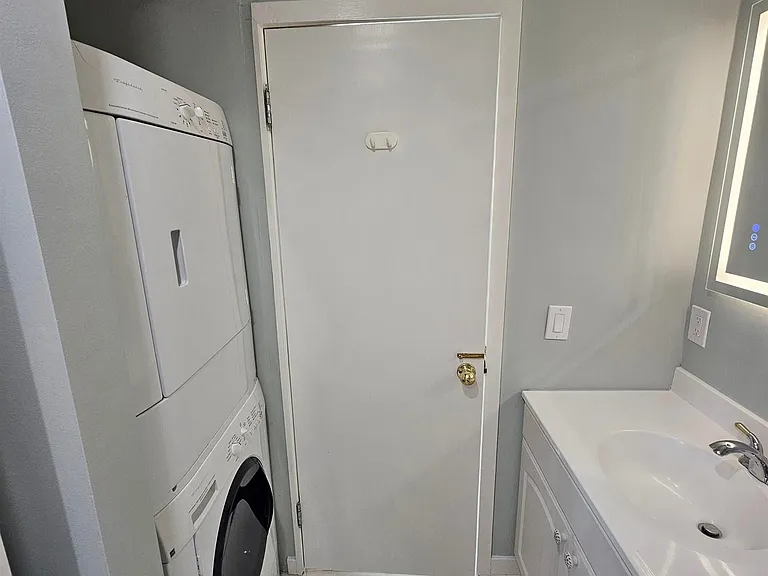 11 S Adams Ave #8 — Photo 31