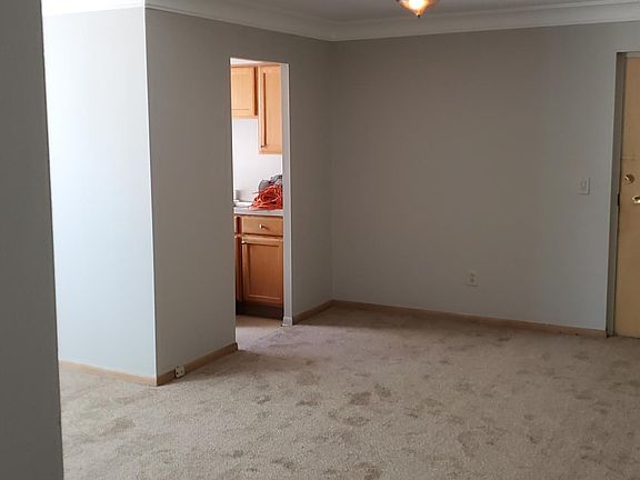 livingroom from hallway