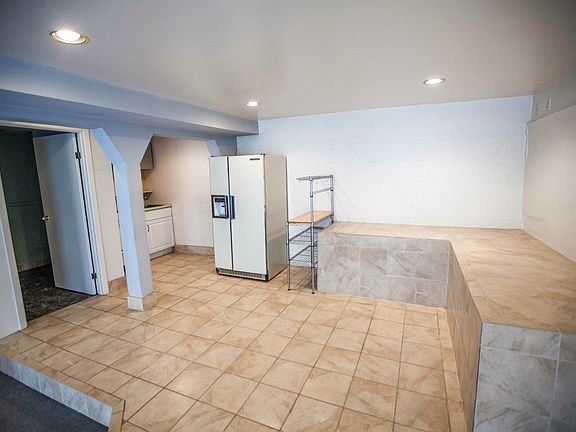 4th image of 754 San Bruno Ave #A