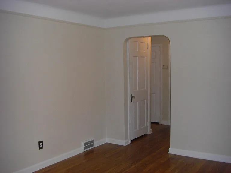 25542 Elba — Photo 3