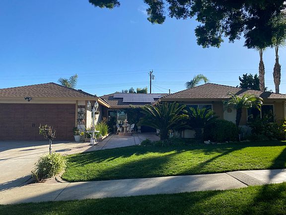 5th image of 2479 S Vicentia Ave