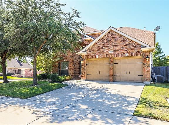 2nd image of 6839 Lagoon Dr