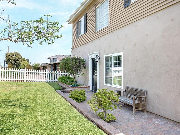 4th image of 400 Bungalow Dr
