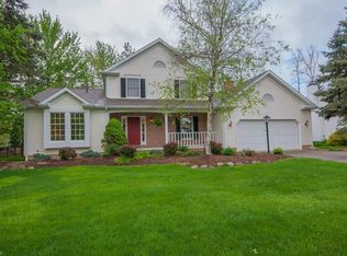 826 Westwood Dr, Medina, OH 44256