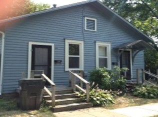 1025 1/2 Rochester Ave, Iowa City, IA 52245