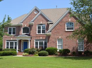 421 Wayfield Ln, Cary, NC 27518