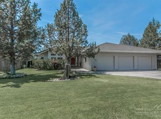 2223 NW Canyon Dr, Redmond, OR 97756