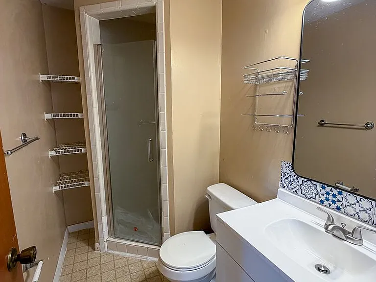2735 SW 35th Pl #201 — Photo 20