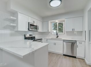 687 N Jackson St, Chandler, AZ 85225