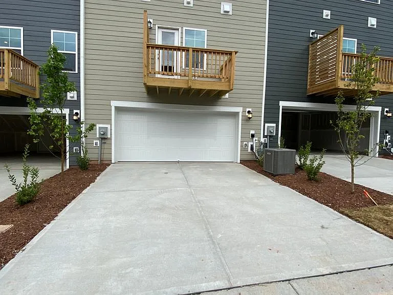 1827 Starlit Sky Ln — Photo 21
