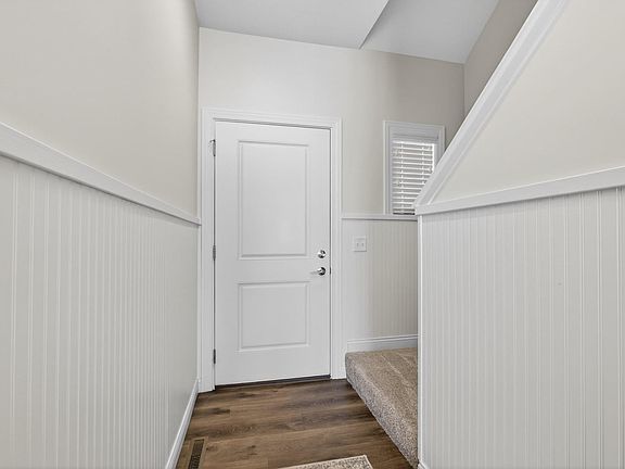 3rd image of 3918 Orchard Dr