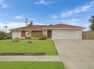 941 Poplar Dr, Lake Park, FL 33403