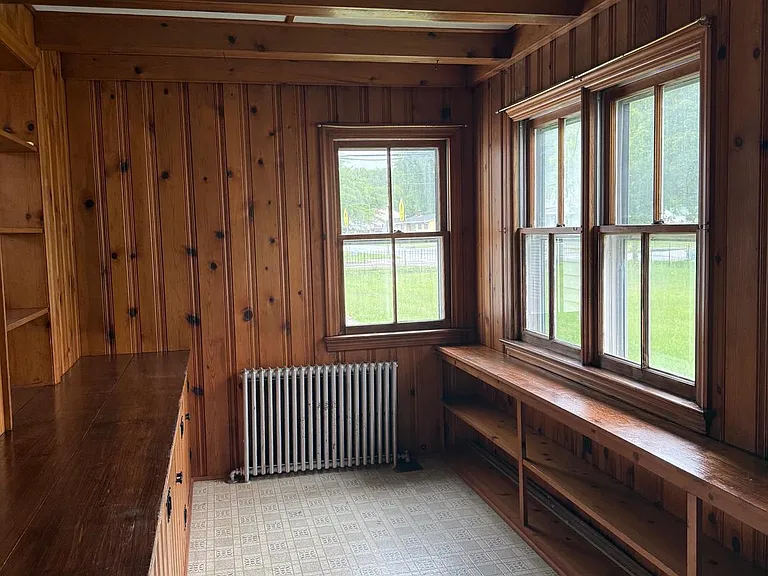 590 Aiken Ave #MAIN — Photo 6