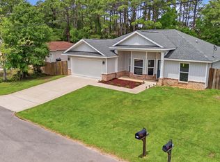 5624 Charter Cir, Gulf Breeze, FL 32563