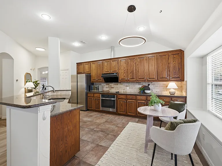 15921 Twin Cove Dr — Photo 7