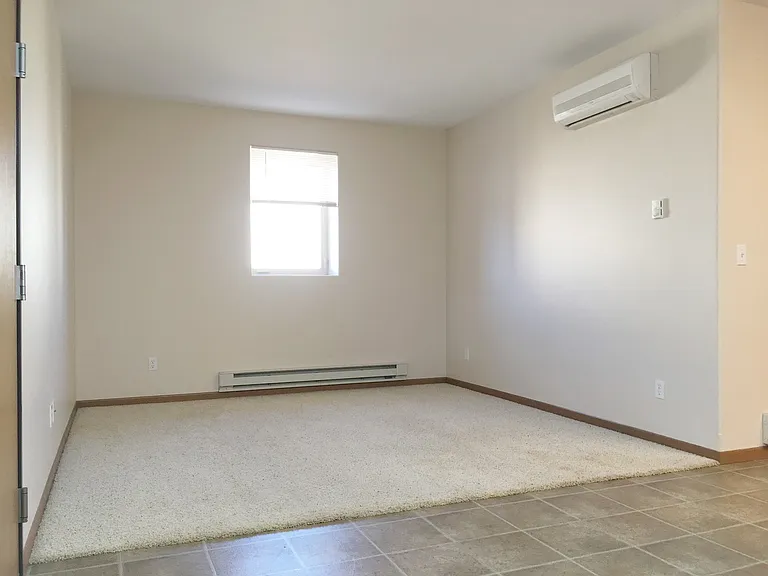 Apartments on Main - Live the Downtown Lifestyle — Photo 27